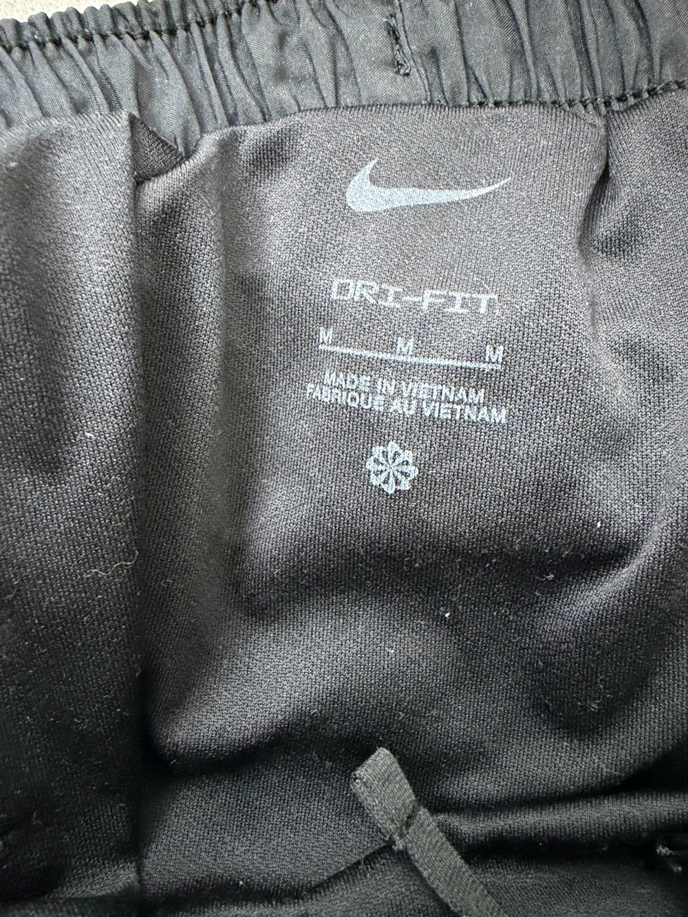 Bundle of 4 Nike DRI-FIT Running Shorts - Picture 10 of 13
